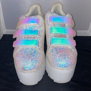 YRU LALA Velcro Glitter Platform Sneakers with Holographic Straps (SIT-01)